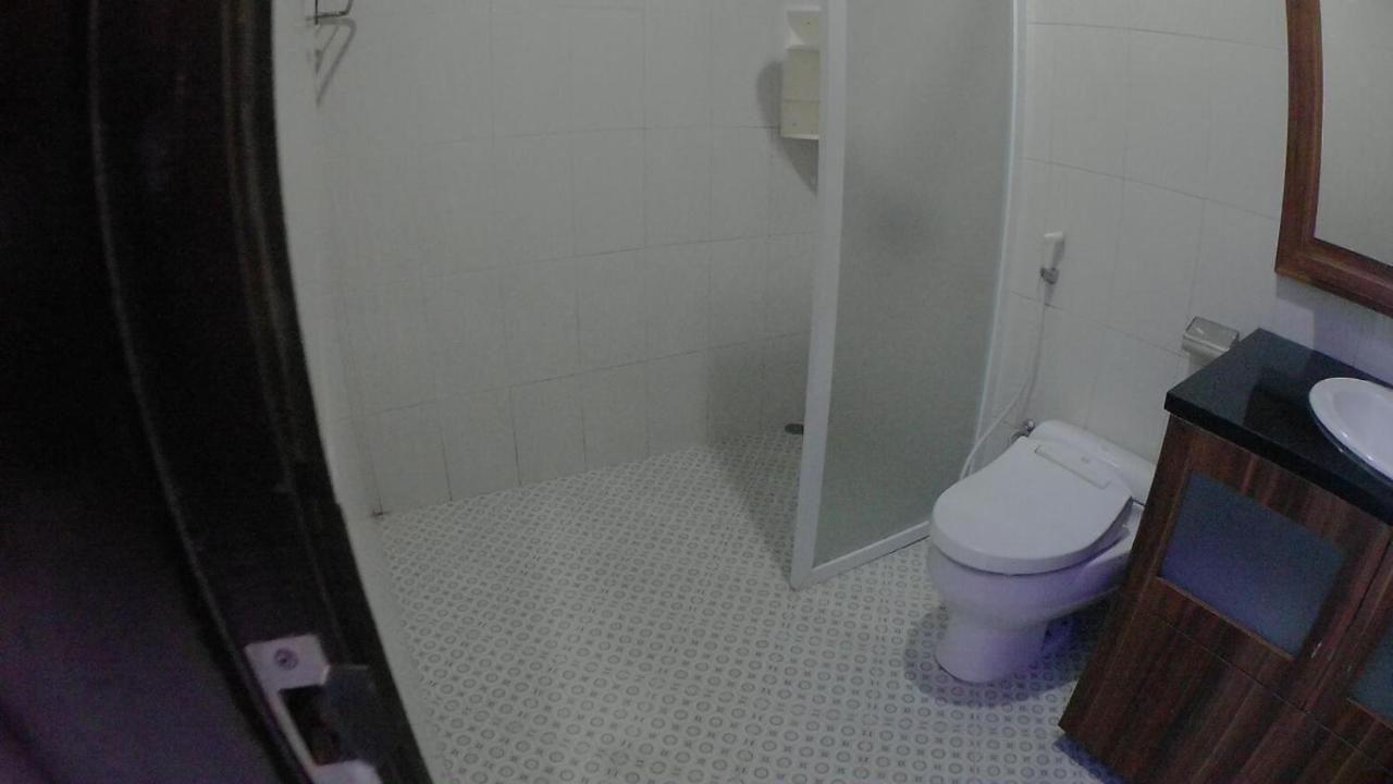 Villa Dira Bogor Luaran gambar